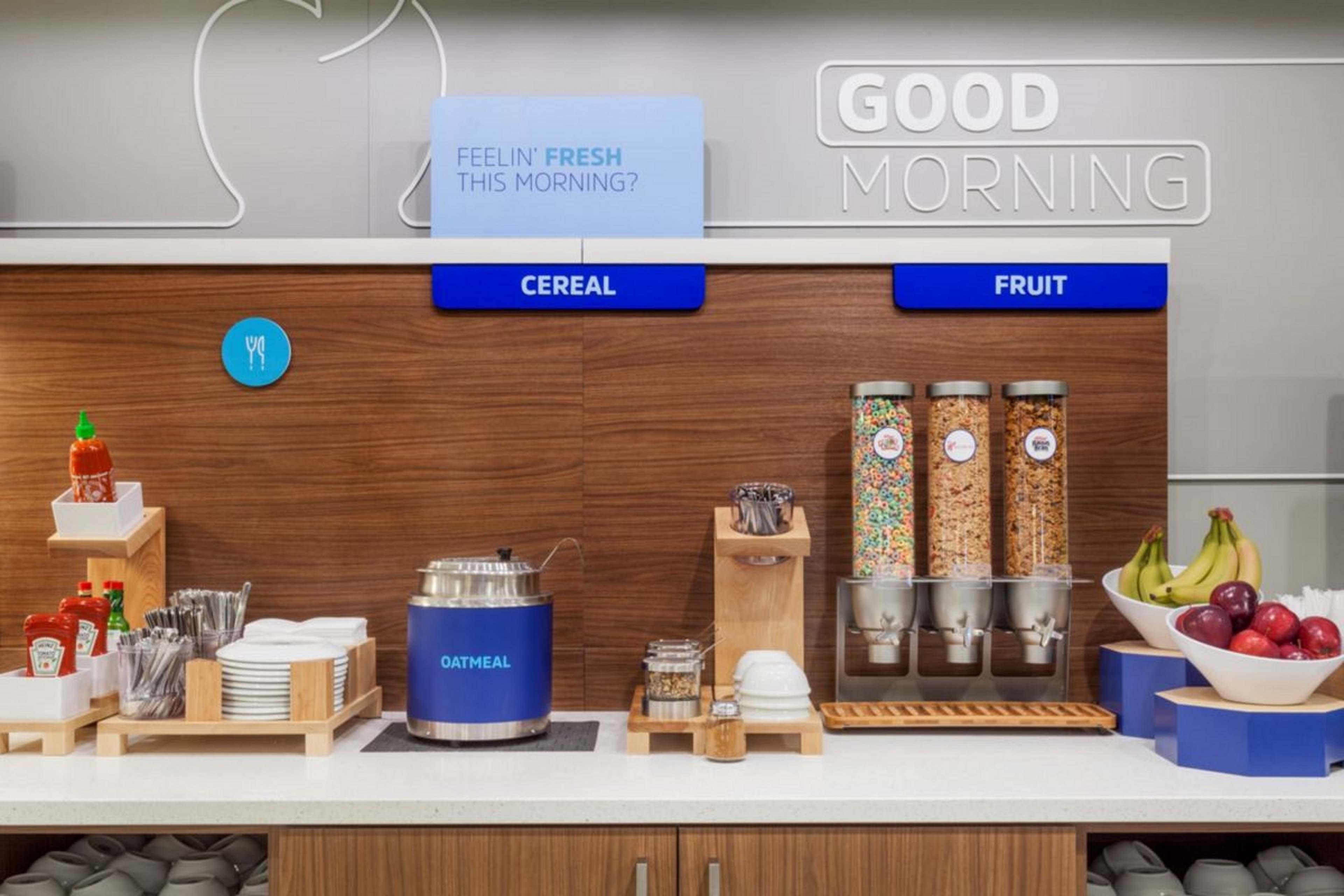 Holiday Inn Express Hotel & Suites Dallas West By Ihg Екстериор снимка