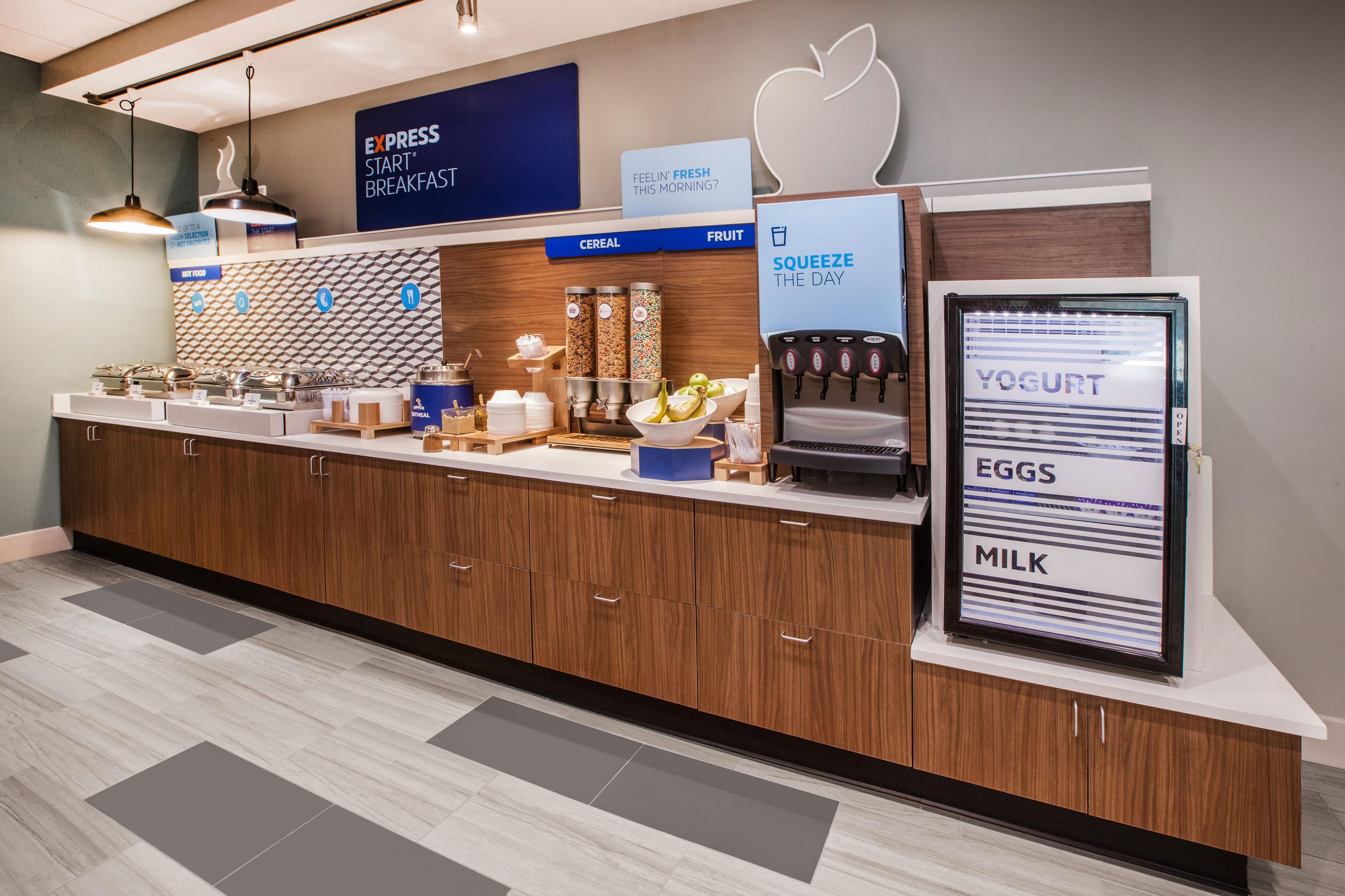 Holiday Inn Express Hotel & Suites Dallas West By Ihg Екстериор снимка
