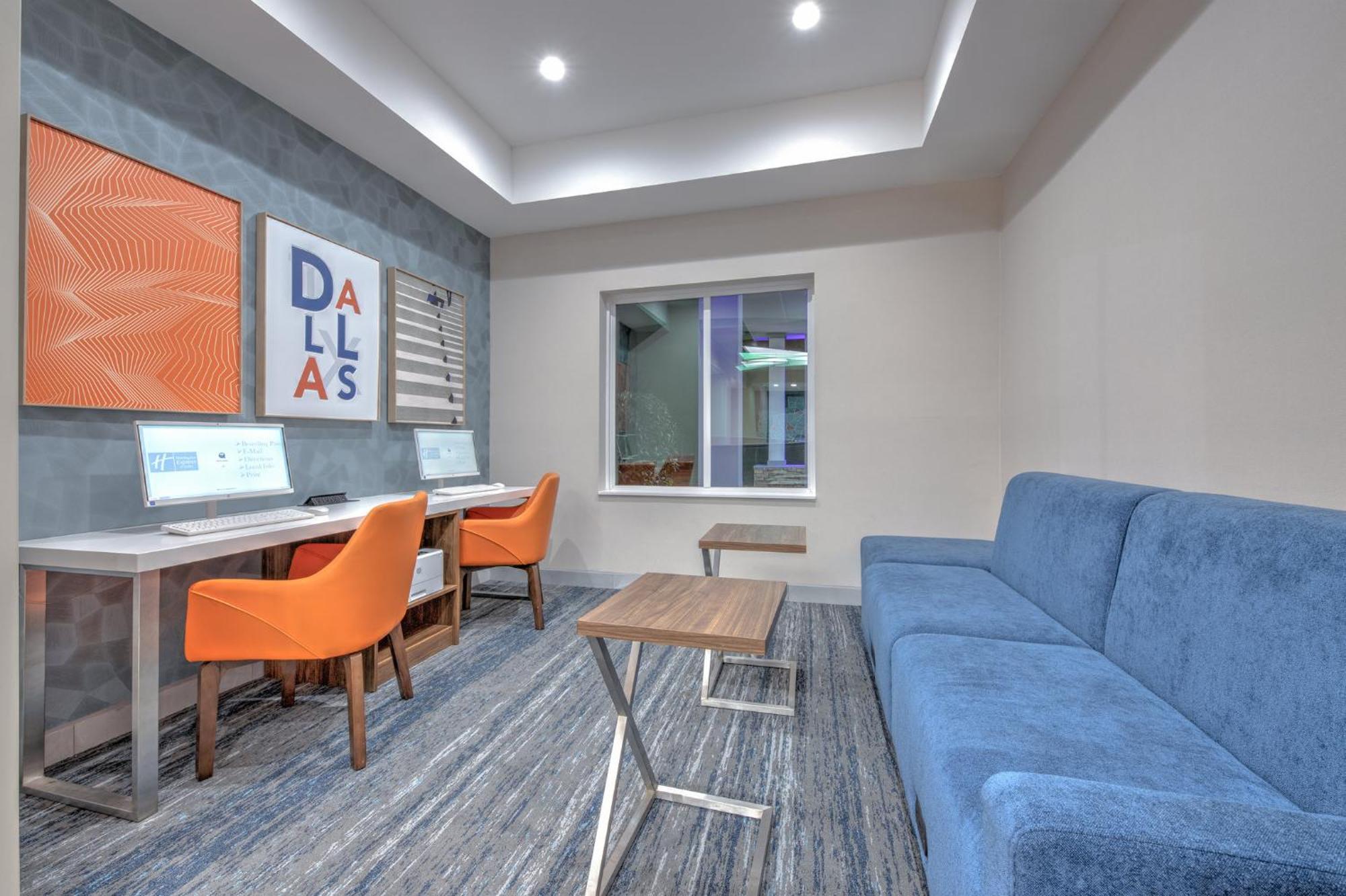 Holiday Inn Express Hotel & Suites Dallas West By Ihg Екстериор снимка