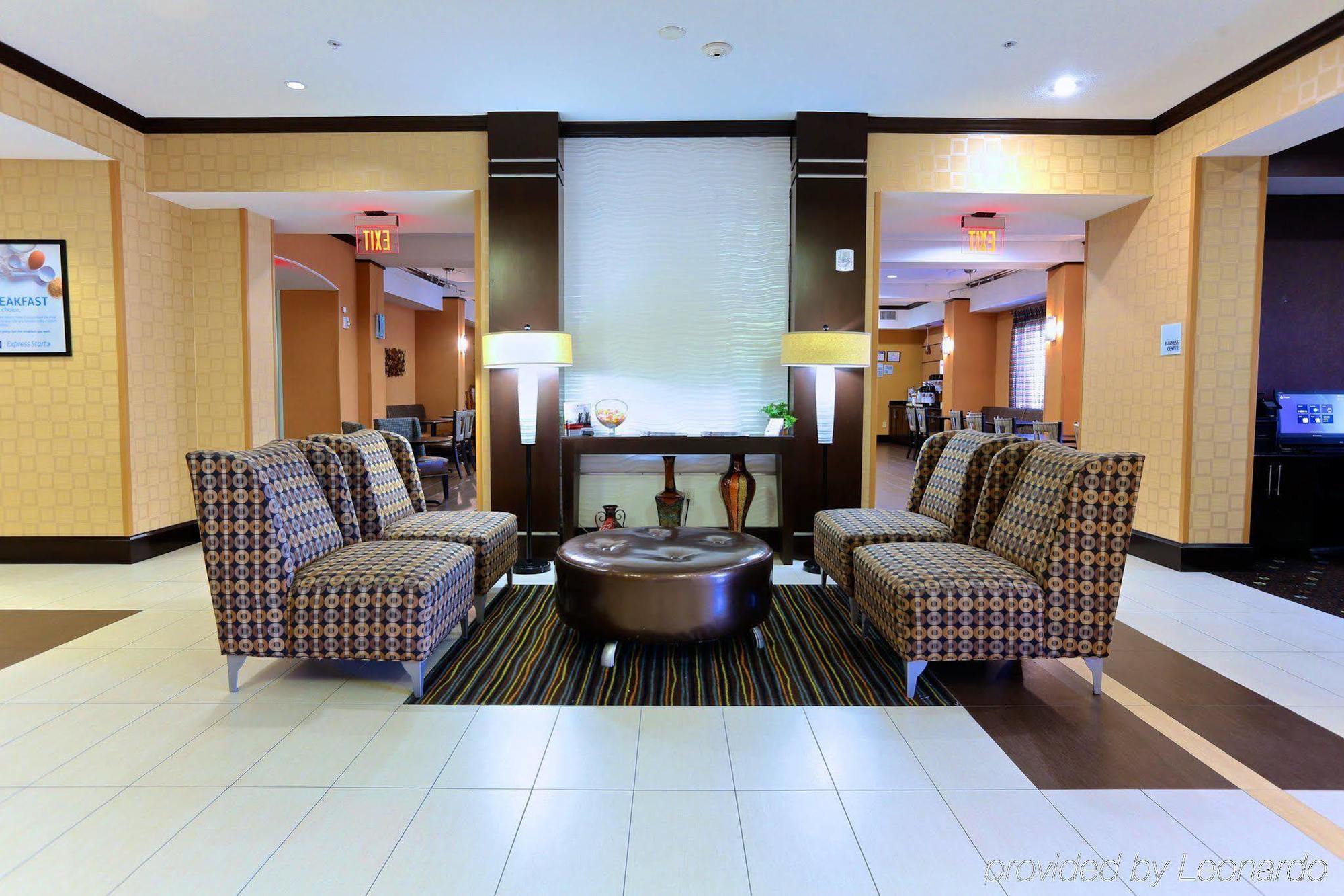 Holiday Inn Express Hotel & Suites Dallas West By Ihg Екстериор снимка